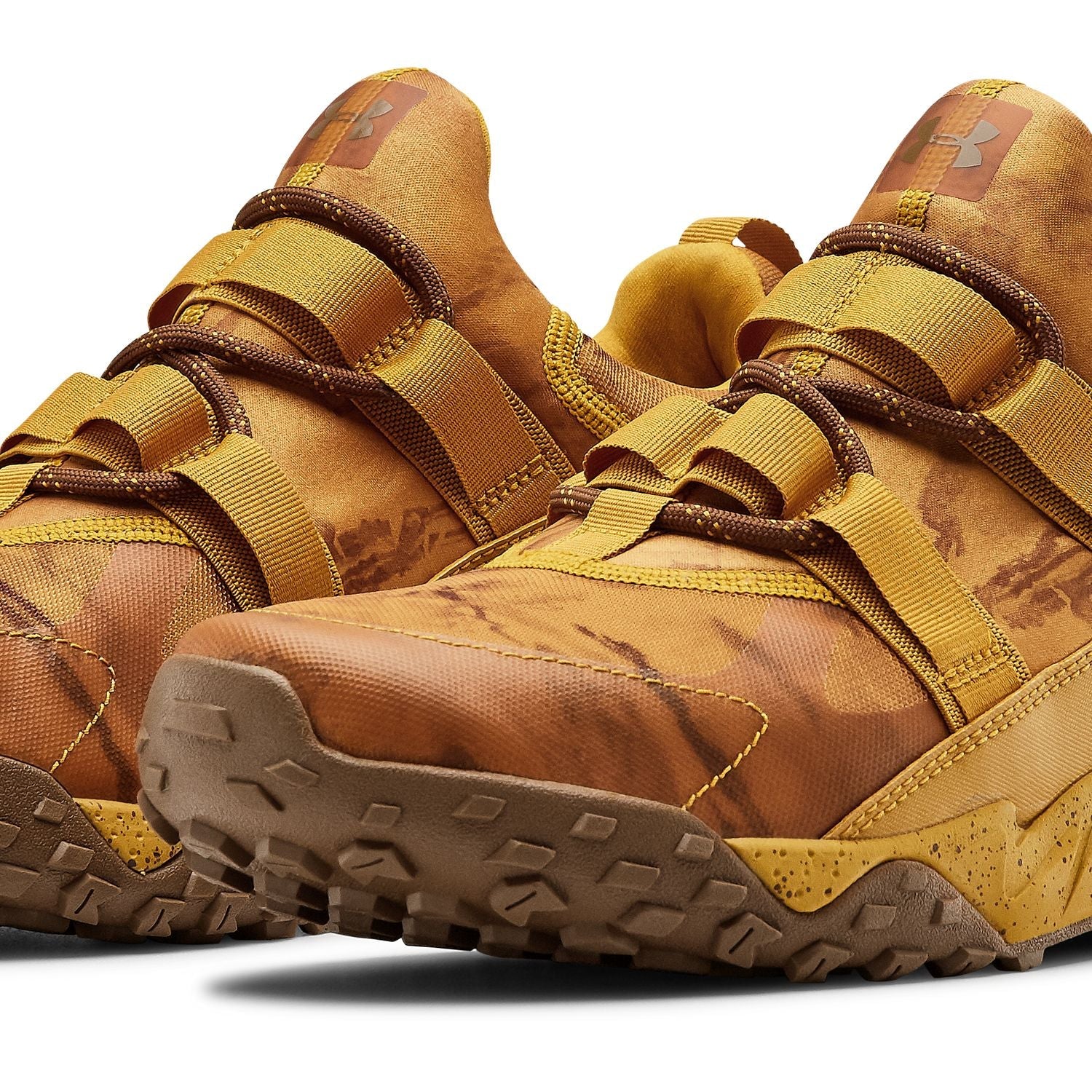 Zapatillas Deportivas UA Valsetz Trek Camo Unisex